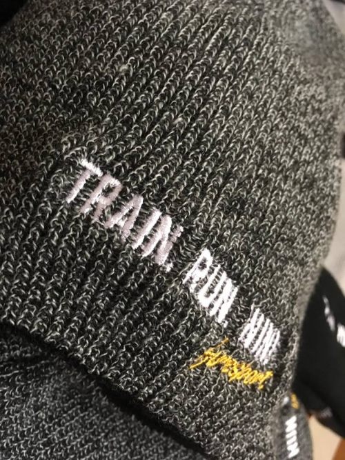 Train – Run – Win – zimná čiapka